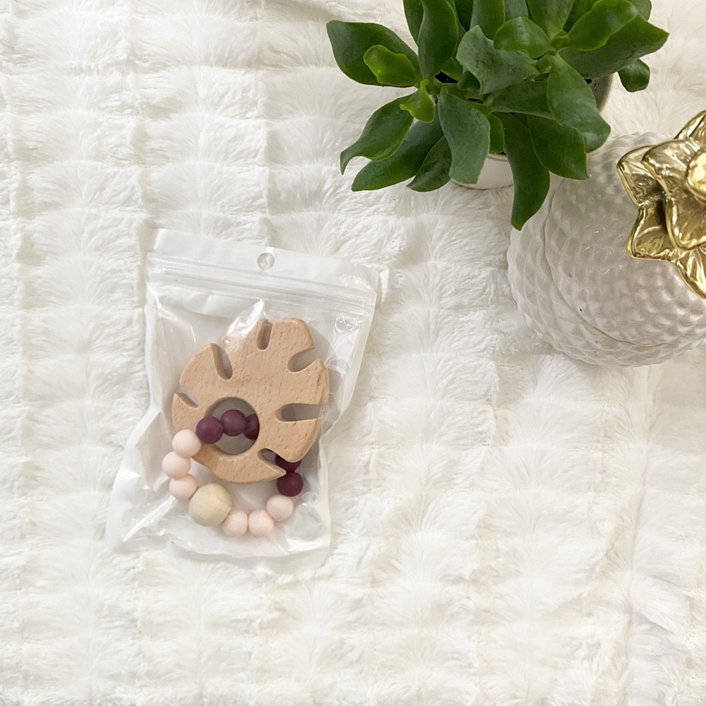 Monstera Leaf Baby Nursery Teether